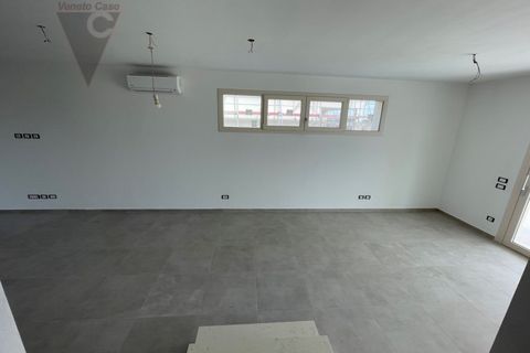 Villa a Legnaro, Padua, Legnaro - € 370.000 | Ref: L-123 - foto 11