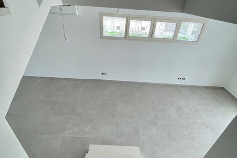 Villa a Legnaro, Padua, Legnaro - € 370.000 | Ref: L-123 - foto 12