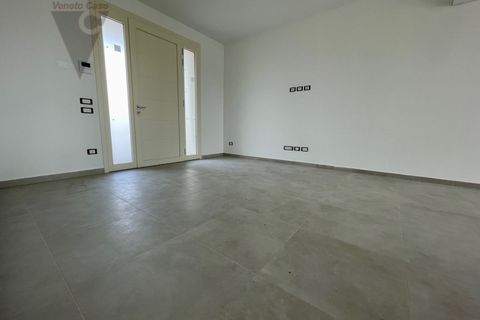 Villa a Legnaro, Padua, Legnaro - € 370.000 | Ref: L-123 - foto 14