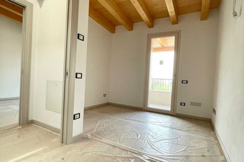 Villa a Legnaro, Padua, Legnaro - € 370.000 | Ref: L-123 - foto 25