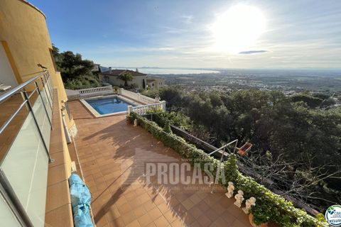 Villa a Roses, Gerona, Roses - € 780.000 | Ref: 2552 - foto 2