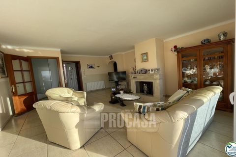 Villa a Roses, Gerona, Roses - € 780.000 | Ref: 2552 - foto 11