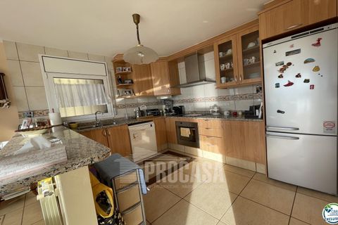 Villa a Roses, Gerona, Roses - € 780.000 | Ref: 2552 - foto 14