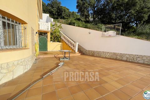 Villa a Roses, Gerona, Roses - € 780.000 | Ref: 2552 - foto 32