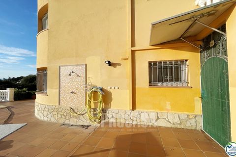Villa a Roses, Gerona, Roses - € 780.000 | Ref: 2552 - foto 35