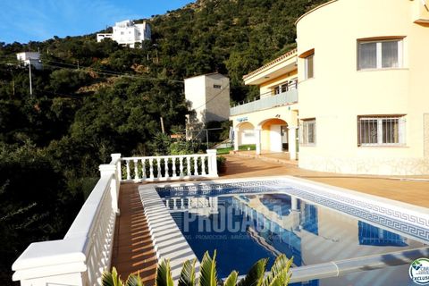 Villa a Roses, Gerona, Roses - € 780.000 | Ref: 2552 - foto 1