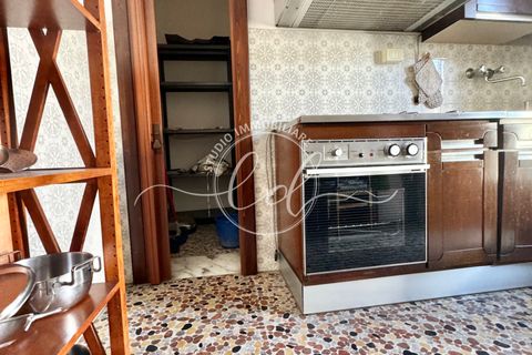 Byhus i Massa, Massa and Carrara, Massa - € 300.000 | Ref: 2122 - foto 23