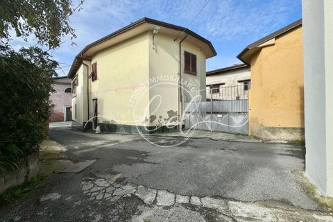 Byhus i Massa, Massa and Carrara, Massa - € 300.000 | Ref: 2122 - foto 49