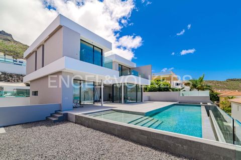 Villa i Adeje, Tenerife, Adeje - € 2.400.000 | Ref: W-02V8IU - foto 1