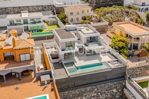 Villa i Adeje, Tenerife, Adeje - € 2.400.000 | Ref: W-02V8IU - foto 17