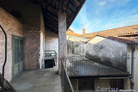 Villa i Valbrona, Como, Valbrona - € 33.000 | Ref: Val102 - foto 1
