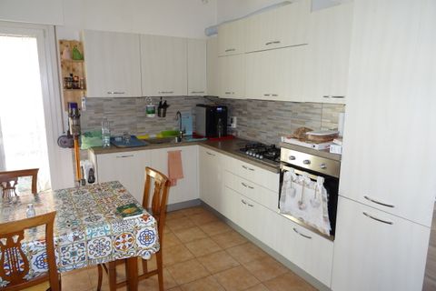 Villa a Trecastelli, Ancona, Trecastelli - € 170.000 | Ref: AN078 - foto 4