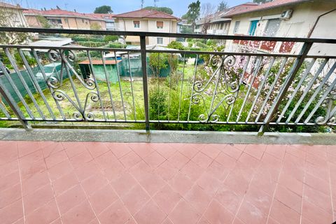 Byhus i Massa, Massa and Carrara, Massa - € 550.000 | Ref: 2129 - foto 35
