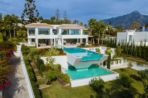Villa i Marbella, Malaga, Marbella - € 6.990.000 | Ref: STRAND7570 - foto 35