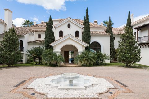 Villa i Benahavis, Malaga, Benahavis - € 11.800.000 | Ref: STRANDP7017 - foto 1
