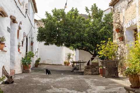 Byhus i Vinuela, Malaga, Vinuela - € 2.950.000 | Ref: STRANDP7145 - foto 1