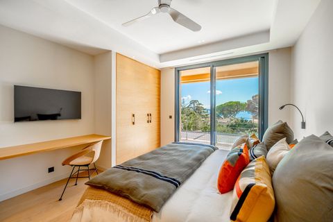 Villa i Sainte-Maxime, Var, Sainte-Maxime - € 6.300.000 | Ref: HH-15331630 - foto 1