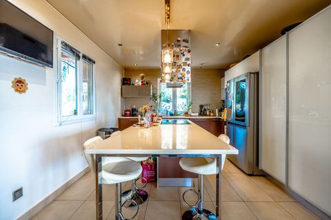 Villa i Sainte-Maxime, Var, Sainte-Maxime - € 2.100.000 | Ref: HH-15332113 - foto 12
