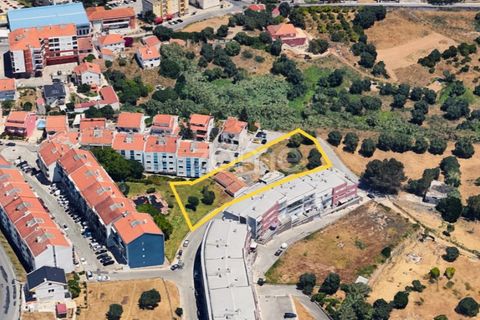 Helårsgrund i Alverca do Ribatejo, Lisbon, Alverca do Ribatejo - € 1.300.000 | Ref: ZMPT565378 - foto 1
