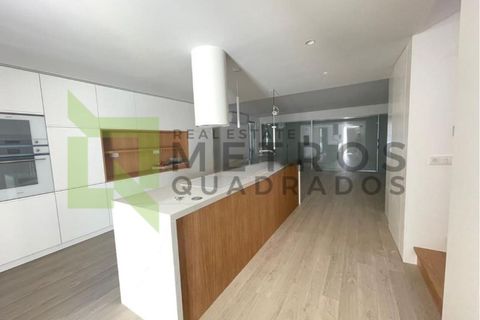 Villa a Laranjeiro, Setubal, Laranjeiro - € 795.000 | Ref: ALM_20071 - foto 5