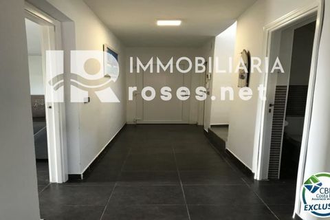 Villa i Roses, Gerona, Roses - € 460.000 | Ref: 2878 - foto 9
