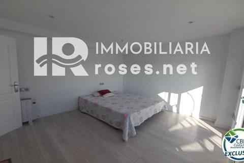 Villa i Roses, Gerona, Roses - € 460.000 | Ref: 2878 - foto 12