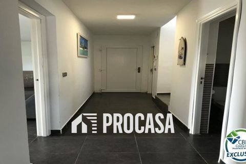 Villa a Roses, Gerona, Roses - € 460.000 | Ref: 3195 - foto 17