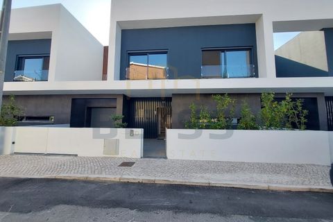 Villa i Loures, Lisbon, Loures - € 880.000 | Ref: 5023 - foto 2