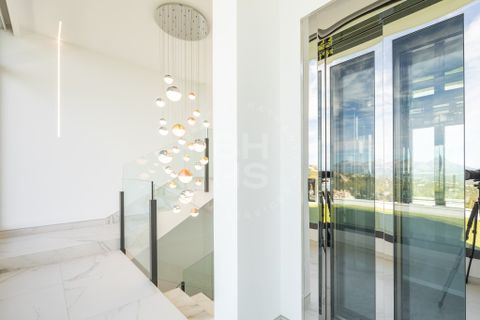 Villa i Altea, Alicante, Altea - € 2.500.000 | Ref: BHHS-005905 - foto 8