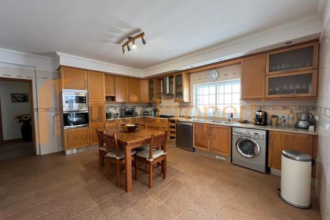 Villa i Moncarapacho, Faro, Moncarapacho - € 745.000 | Ref: RP01952V - foto 9