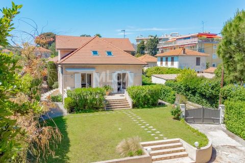 Villa i Antibes, Alpes-Maritimes, Antibes - € 1.590.000 | Ref: 83565898 - foto 2
