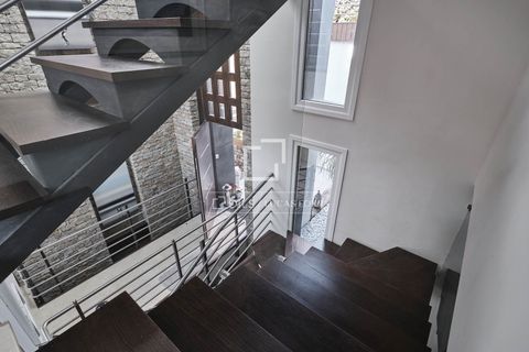 Villa i Manilva, Malaga, Manilva - € 2.995.000 | Ref: EST49670 - foto 38
