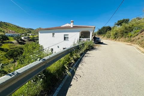 Villa i Vinuela, Malaga, Vinuela - € 375.000 | Ref: ID4202 - foto 2