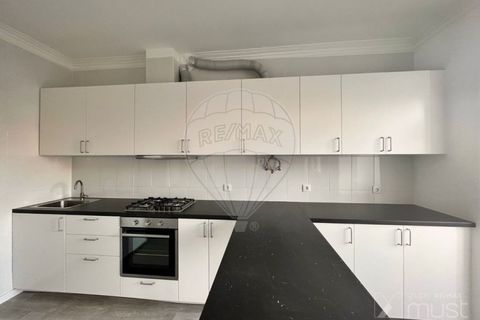 Lejlighed i Amadora, Lisbon, Amadora - € 200.000 | Ref: 124151143-4 - foto 3