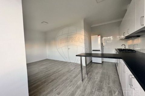 Lejlighed i Amadora, Lisbon, Amadora - € 200.000 | Ref: 124151143-4 - foto 4