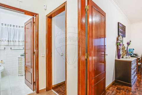 Villa i Amadora, Lisbon, Amadora - € 550.000 | Ref: 124151193-4 - foto 11