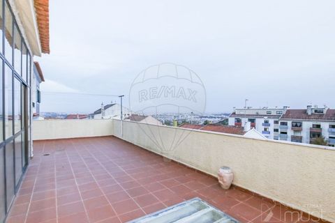 Villa i Amadora, Lisbon, Amadora - € 550.000 | Ref: 124151193-4 - foto 13
