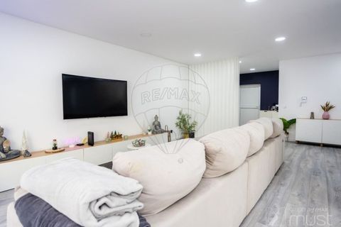 Villa a Odivelas, Lisbon, Odivelas - € 700.000 | Ref: 124151148-52 - foto 13