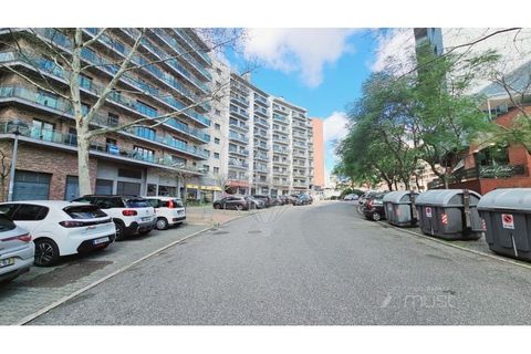 Erhvervsejendom i Odivelas, Lisbon, Odivelas - € 850.000 | Ref: 124151173-7 - foto 4