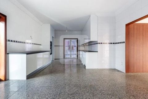 Villa i Serzedo, Porto, Serzedo - € 395.000 | Ref: RN0208-RA - foto 7