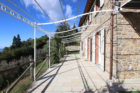 Villa i Lucca, Lucca, Lucca - € 800.000 | Ref: IA03822 - foto 2