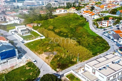 Helårsgrund i Canidelo, Porto, Canidelo - € 2.250.000 | Ref: ZMPT565948 - foto 9