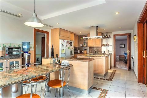 Villa a Palmanova, Mallorca, Palmanova - € 3.000.000 | Ref: FALC-ARR-32423 - foto 13