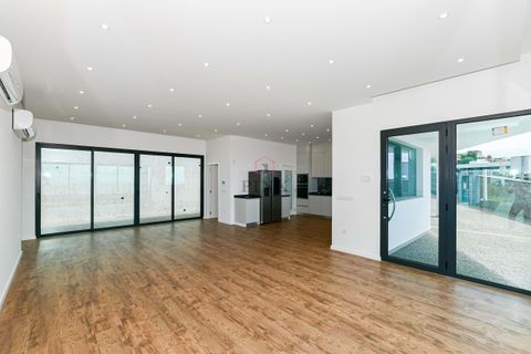 Villa i Machico, Madeira, Machico - € 1.250.000 | Ref: 8654 - foto 7