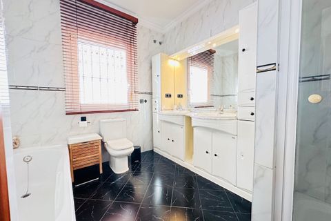 Villa i Torre Del Mar, Malaga, Torre Del Mar - € 850.000 | Ref: MLH681 - foto 41