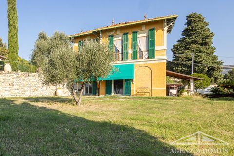 Villa i Bordighera, Imperia, Bordighera - € 850.000 | Ref: AG-DOM 5201 - foto 14