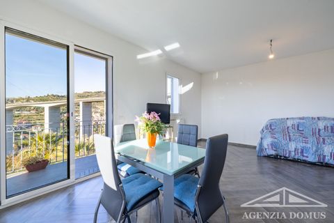 Villa a Bordighera, Imperia, Bordighera - € 490.000 | Ref: AG-DOM 5200 - foto 7