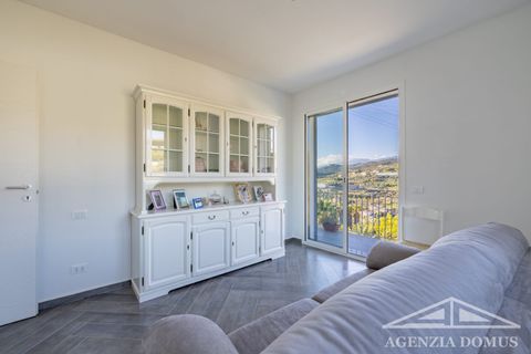 Villa a Bordighera, Imperia, Bordighera - € 490.000 | Ref: AG-DOM 5200 - foto 19