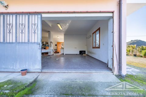 Villa a Bordighera, Imperia, Bordighera - € 490.000 | Ref: AG-DOM 5200 - foto 24