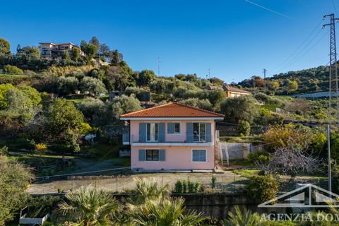 Villa a Bordighera, Imperia, Bordighera - € 490.000 | Ref: AG-DOM 5200 - foto 27